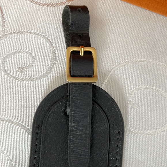 Louis Vuitton large 🖤 black luggage - Picture 5 of 5